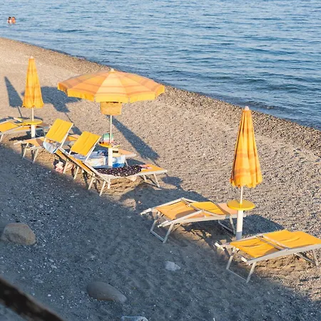 招待所 A Un Passo Dal Mare