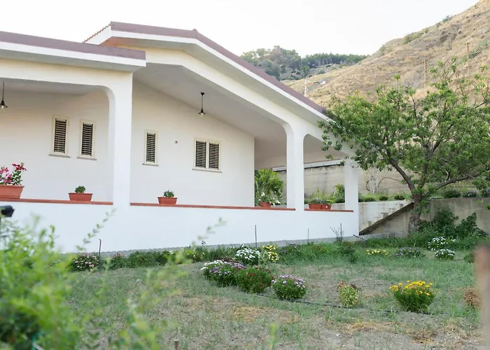 A Un Passo Dal Mare בובה מרינה