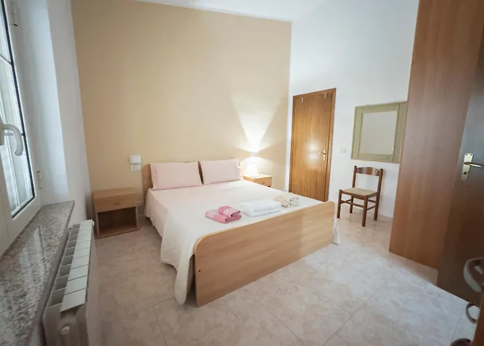 A Un Passo Dal Mare בית הארחה בובה מרינה