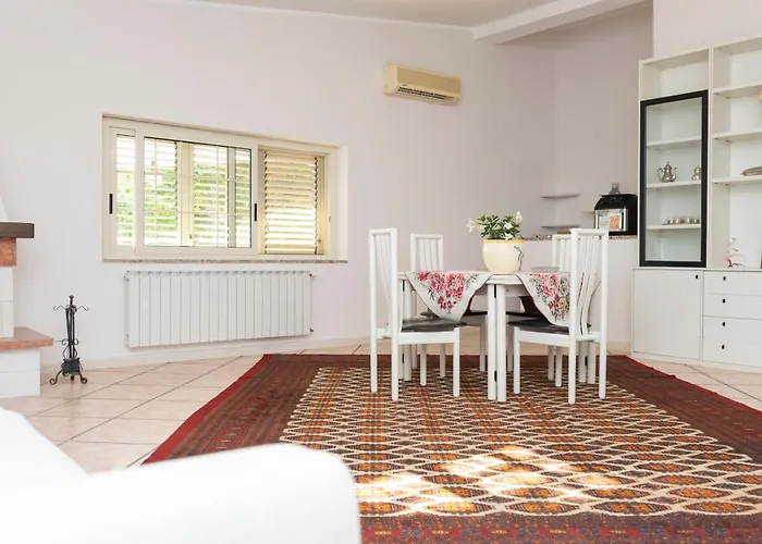 A Un Passo Dal Mare * בובה מרינה